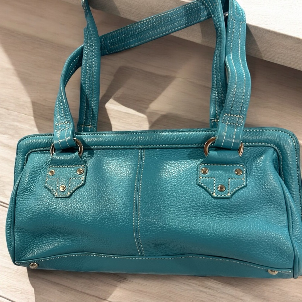 Vintage Tignanello Teal Leather Handbag - Picture 4 of 10